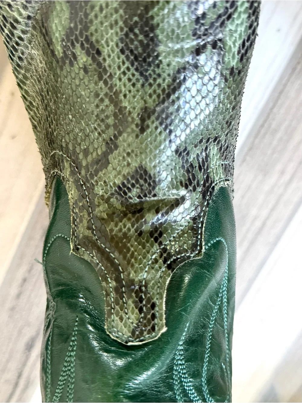 Vintage Python Snakeskin Women’s Cowboy Boots Teal Western Snip Toe Size: 8 - Picture 5 of 16